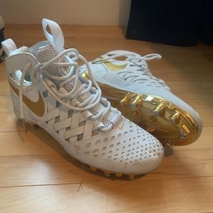 Great Condition White & Gold Nike Lacrosse Cleats